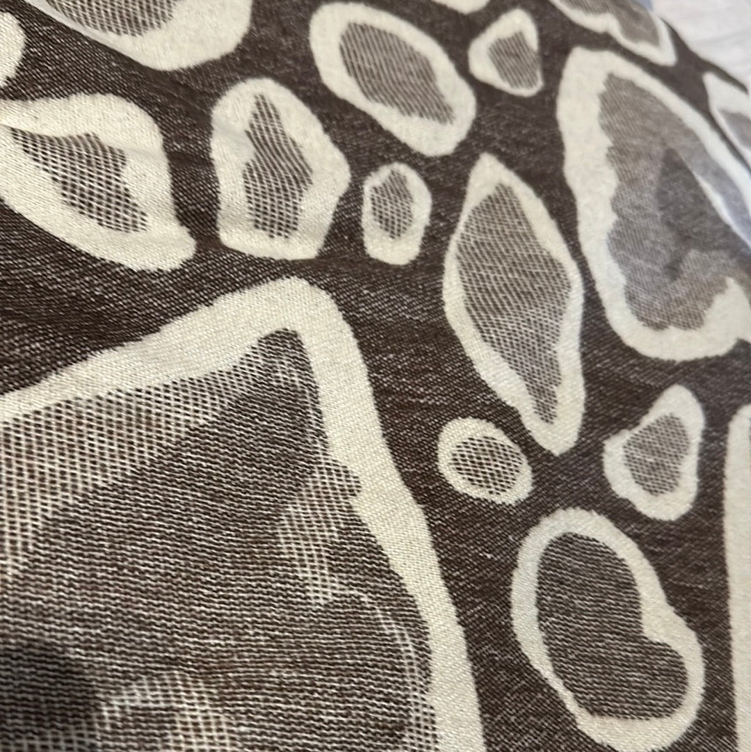 A003 - LARGE ANIMAL PRINT SCARF