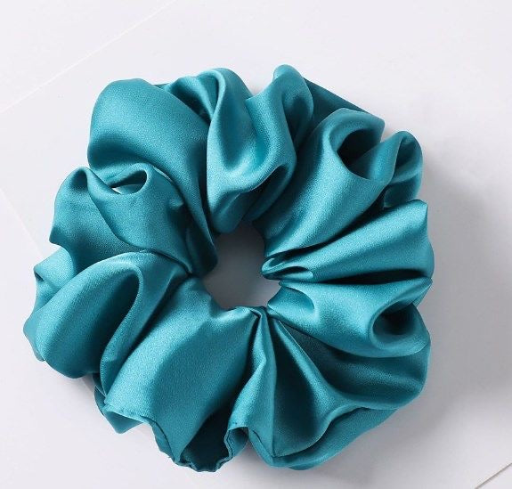 *PRE-ORDER* A057 - Scrunchie