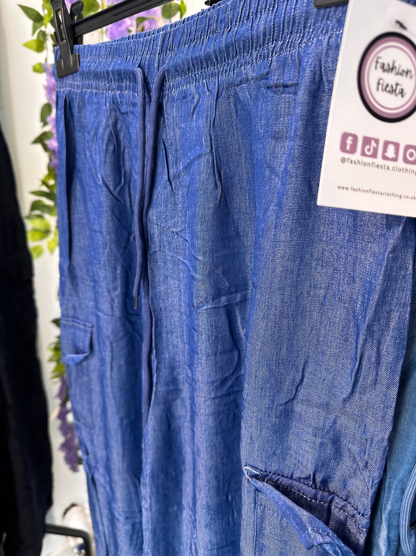 1670 - Soft Feel Pocket Denim Relax Fit Cargo