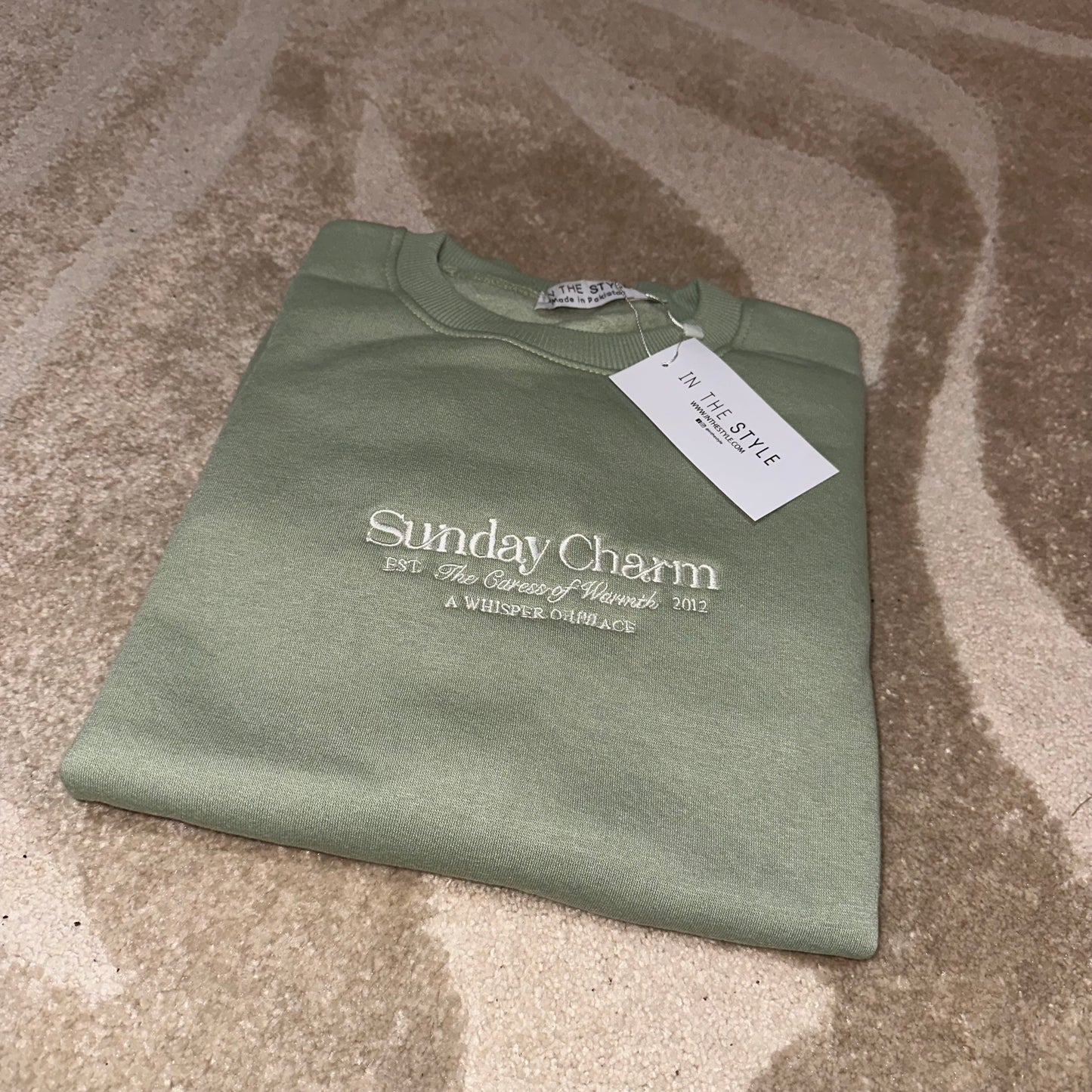 B1011 - ITS Sunday Charm Sweatshirt