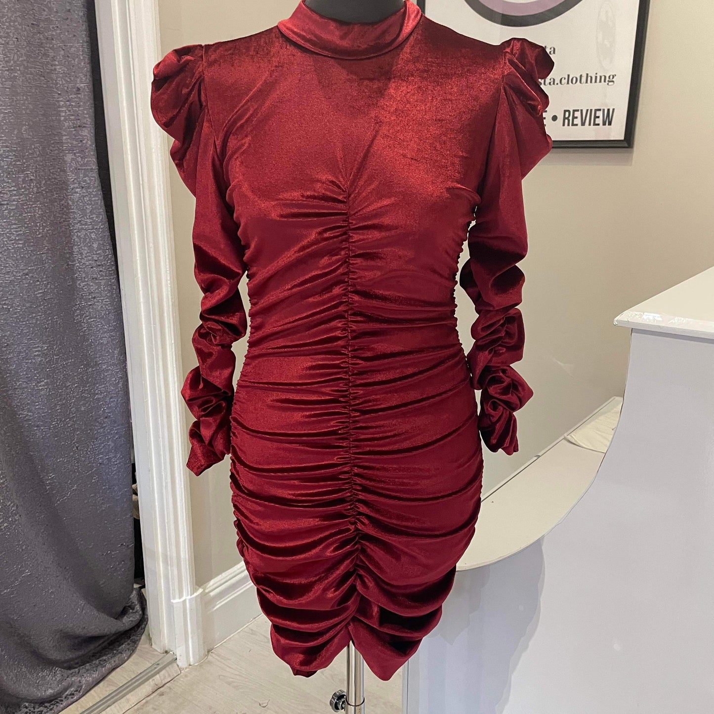 1477 - VELOUR RUCHED DRESS
