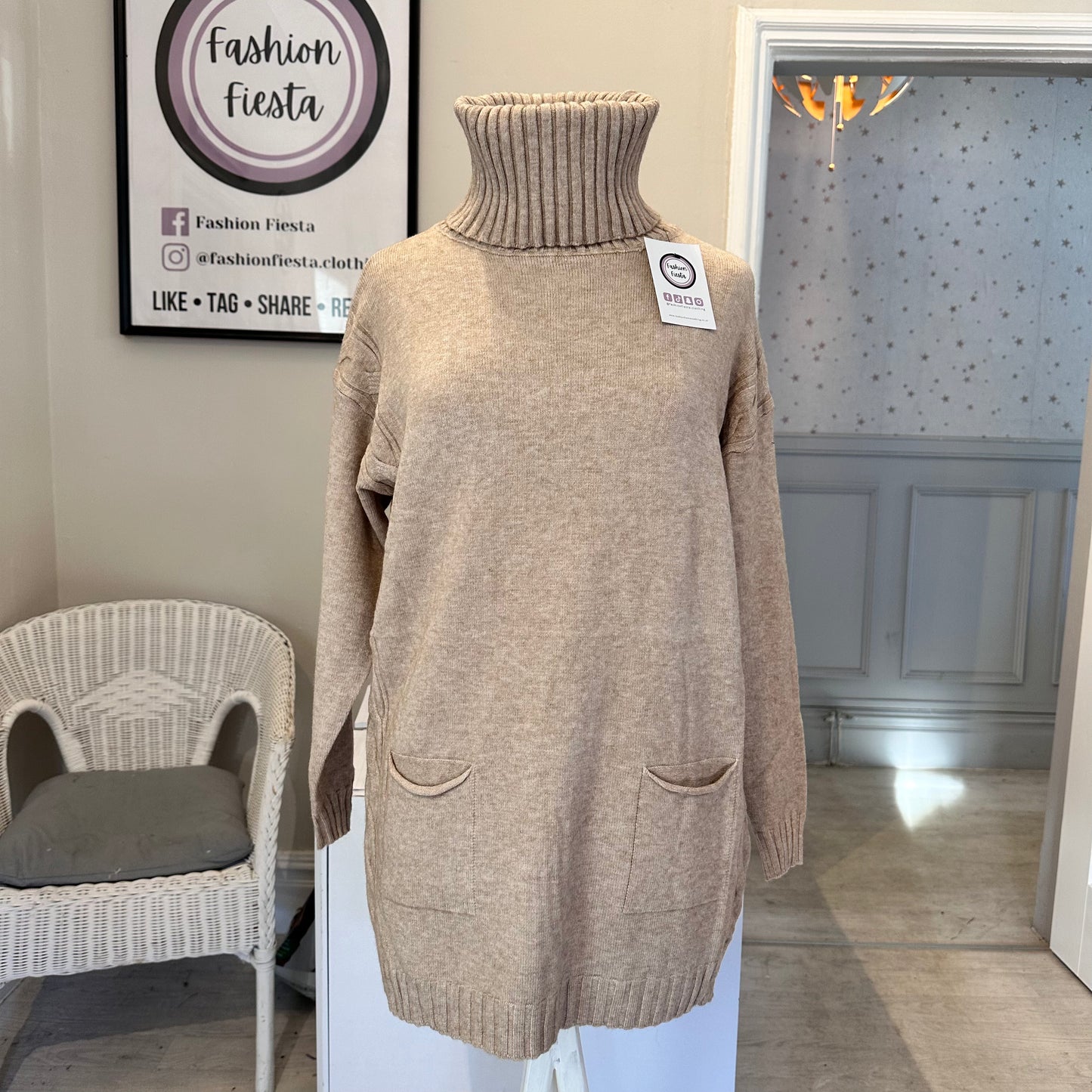 1492 - CHUNKY NECK POCKET SOFT TOUCH JUMPER