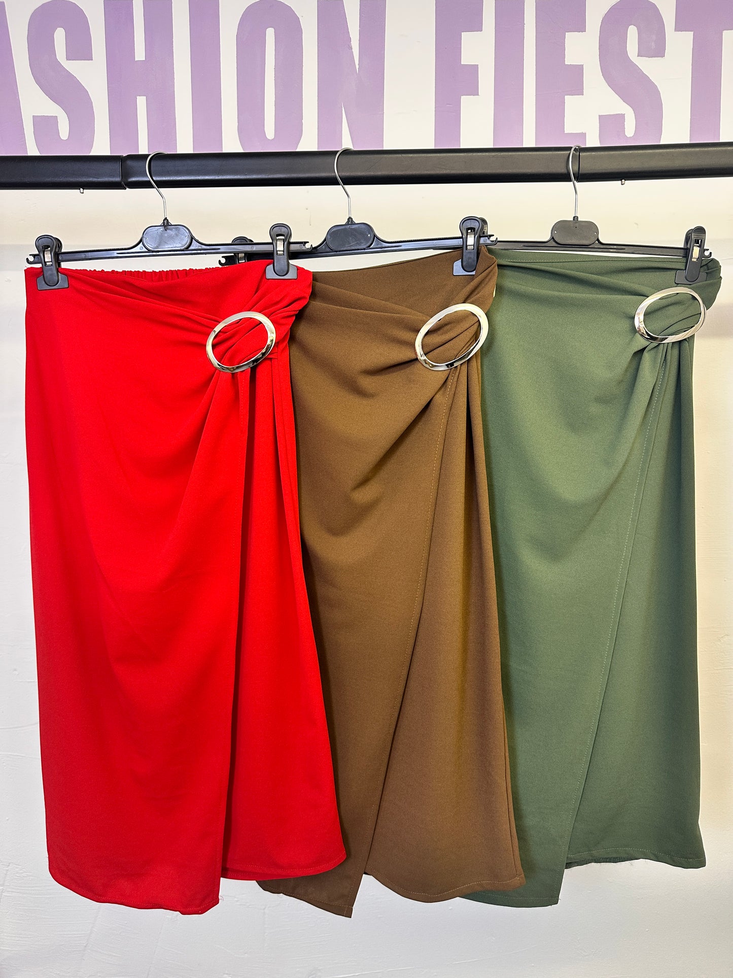 1953 - Gold Buckle Detail Midi Skirt