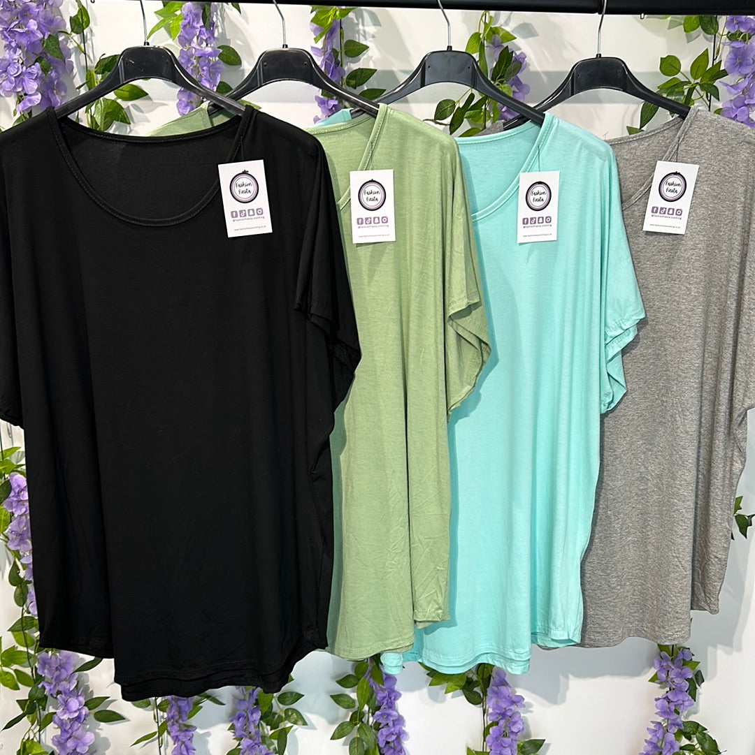 1677 - Plain Round Neck TShirt