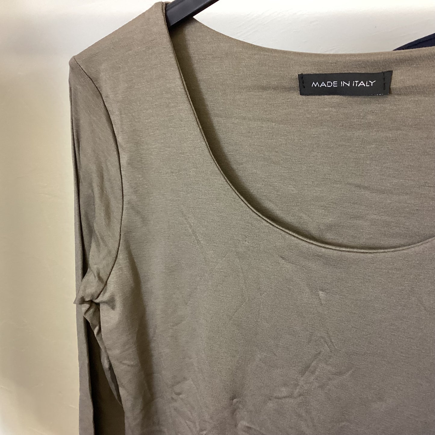 1841 - Long Sleeve Basic Top