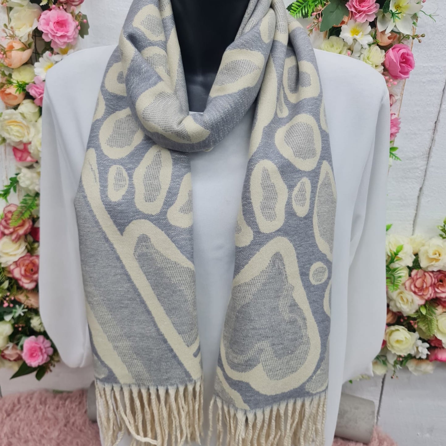 A003 - LARGE ANIMAL PRINT SCARF