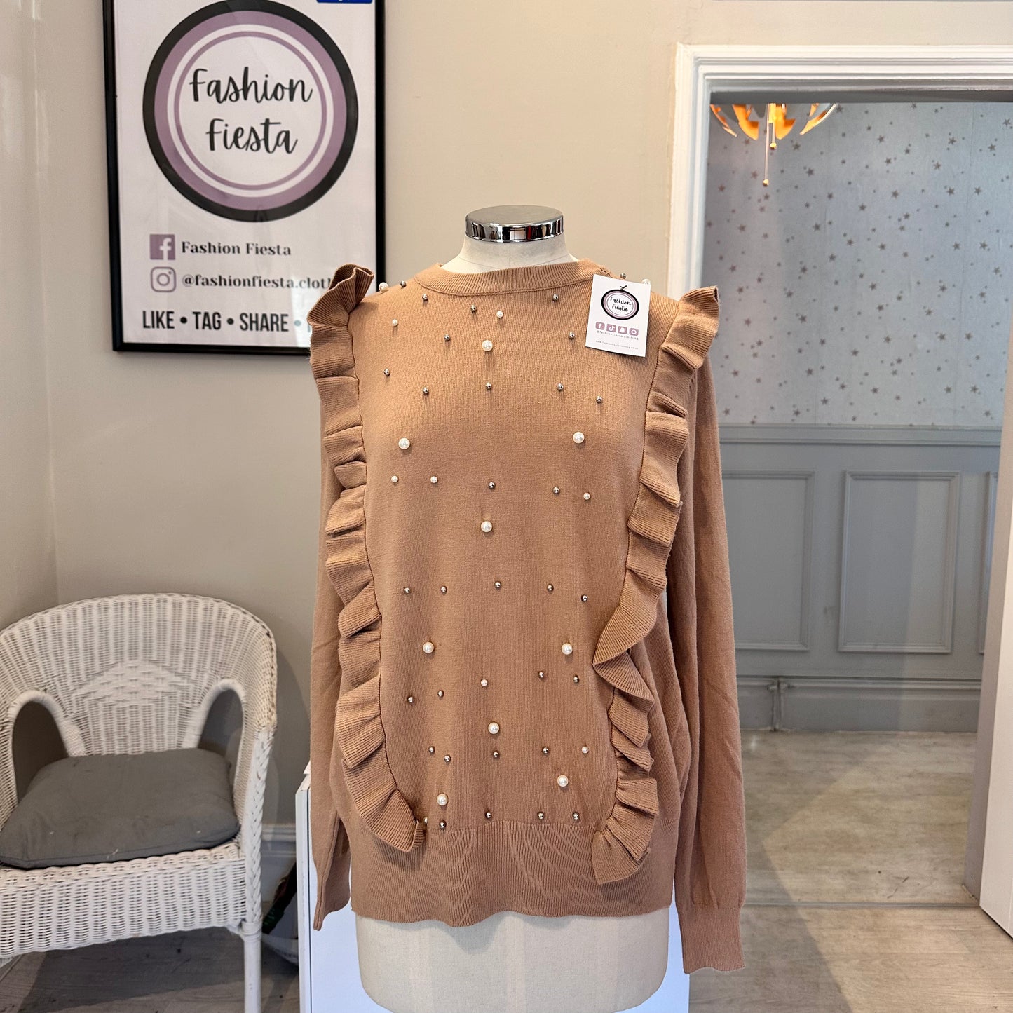 1491 - PEARL FRILL JUMPER