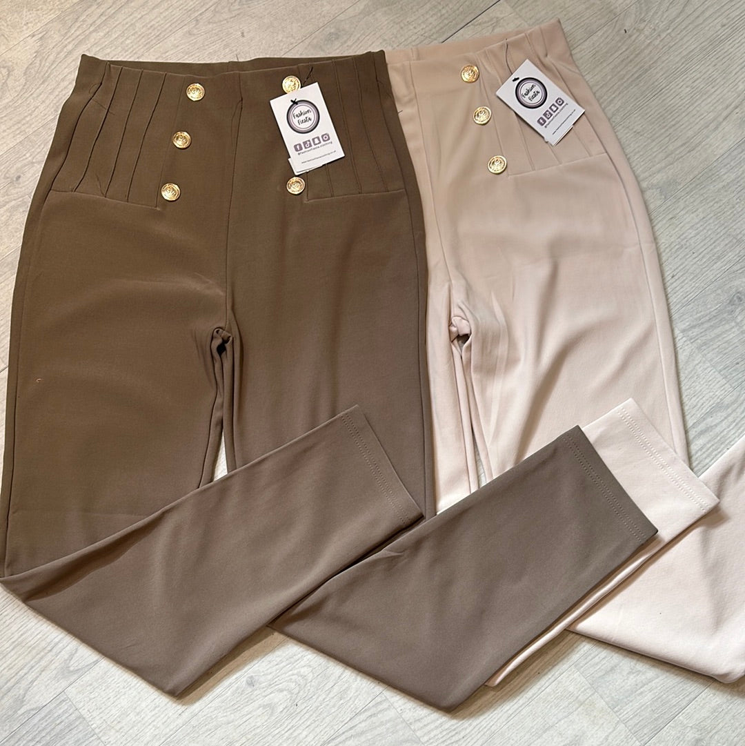 1600 - Gold Button Leggings