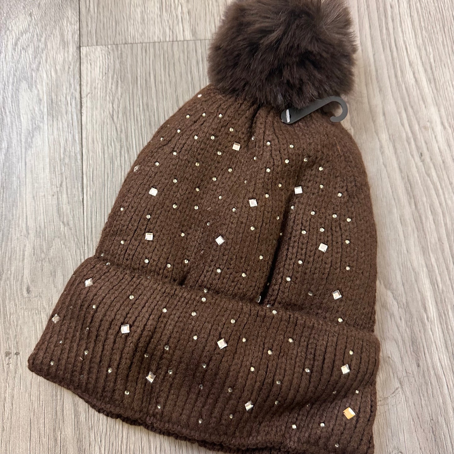 A088 - Sparkle Fleece Lined Fur Bobble Hat