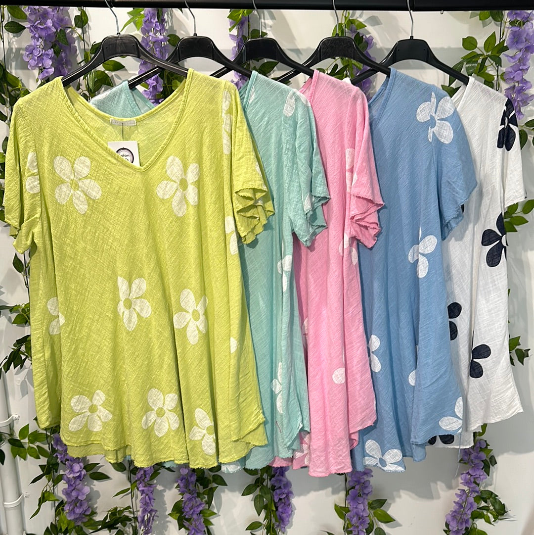 1678 - Flower Print Lightweight Top