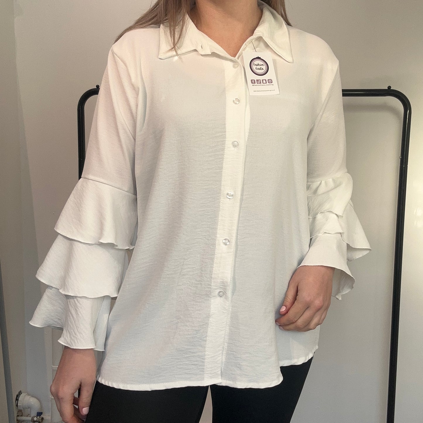 1528 - FRILL SLEEVE BUTTON TOP