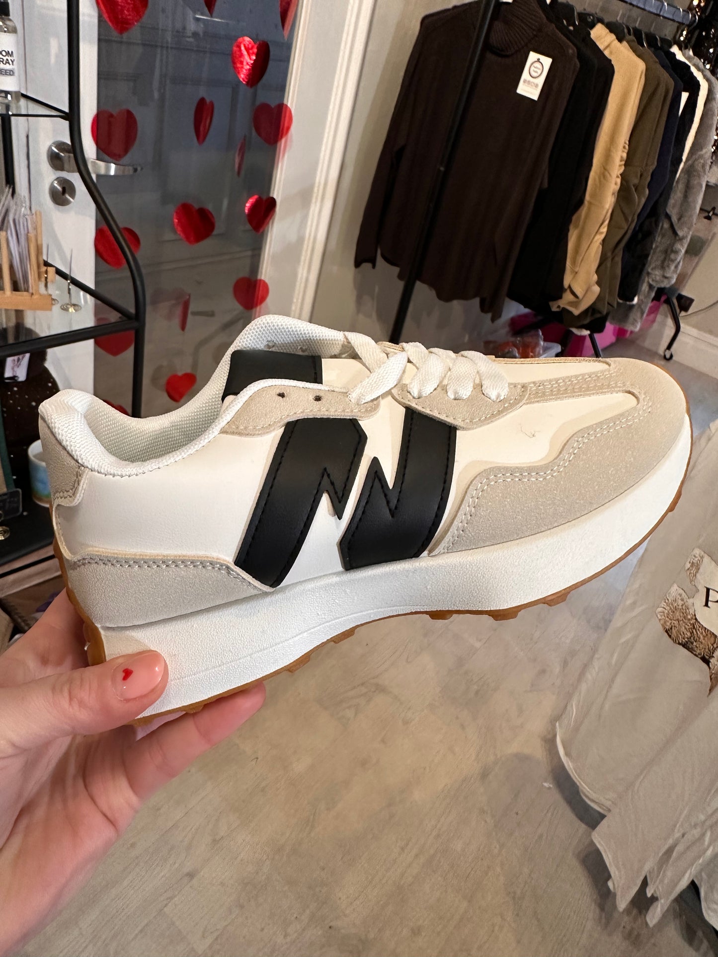S1031 - N Trainers