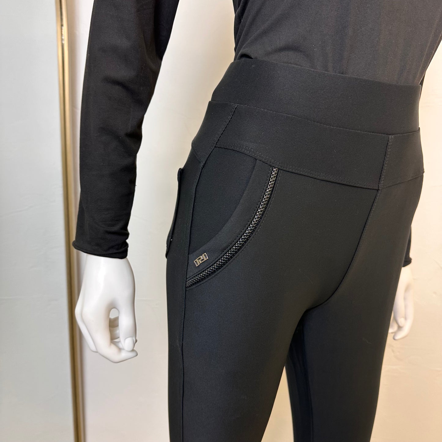 1120 - THICK HIGH WAIST NON SEE THROUGH POCKET LEGGINGS (3 COLOURS)