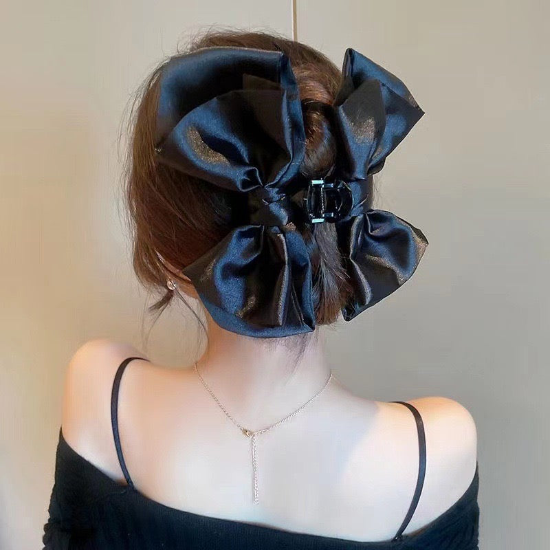 A095 - Bow Claw Clip