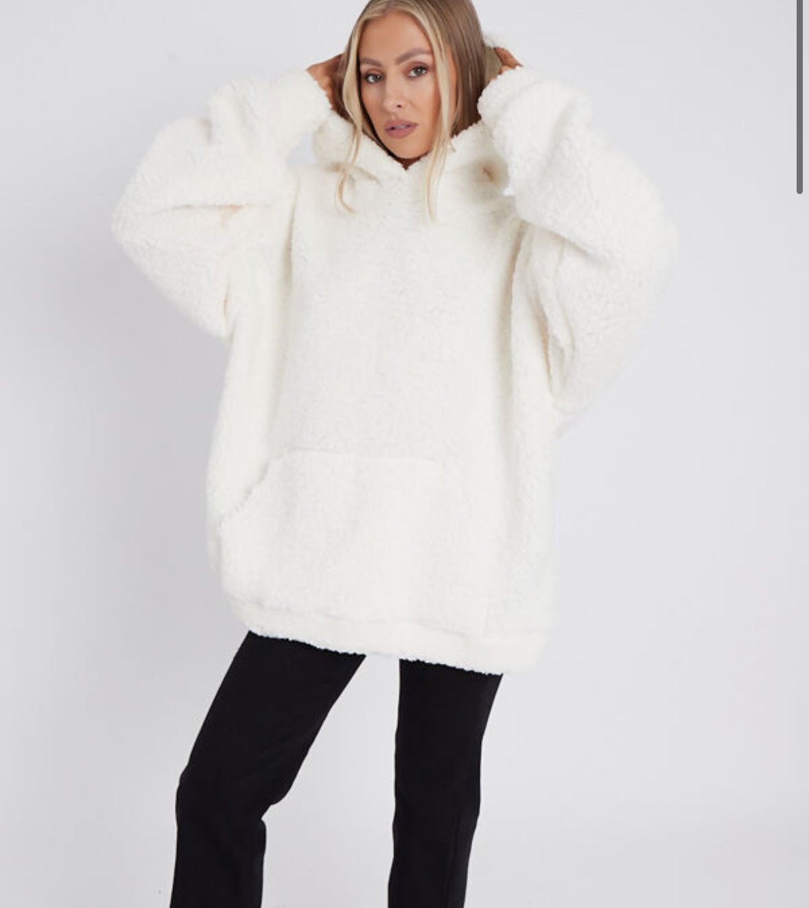 1860 - Cream Fluffy Front Pocket Oversized Teddy Hoodie