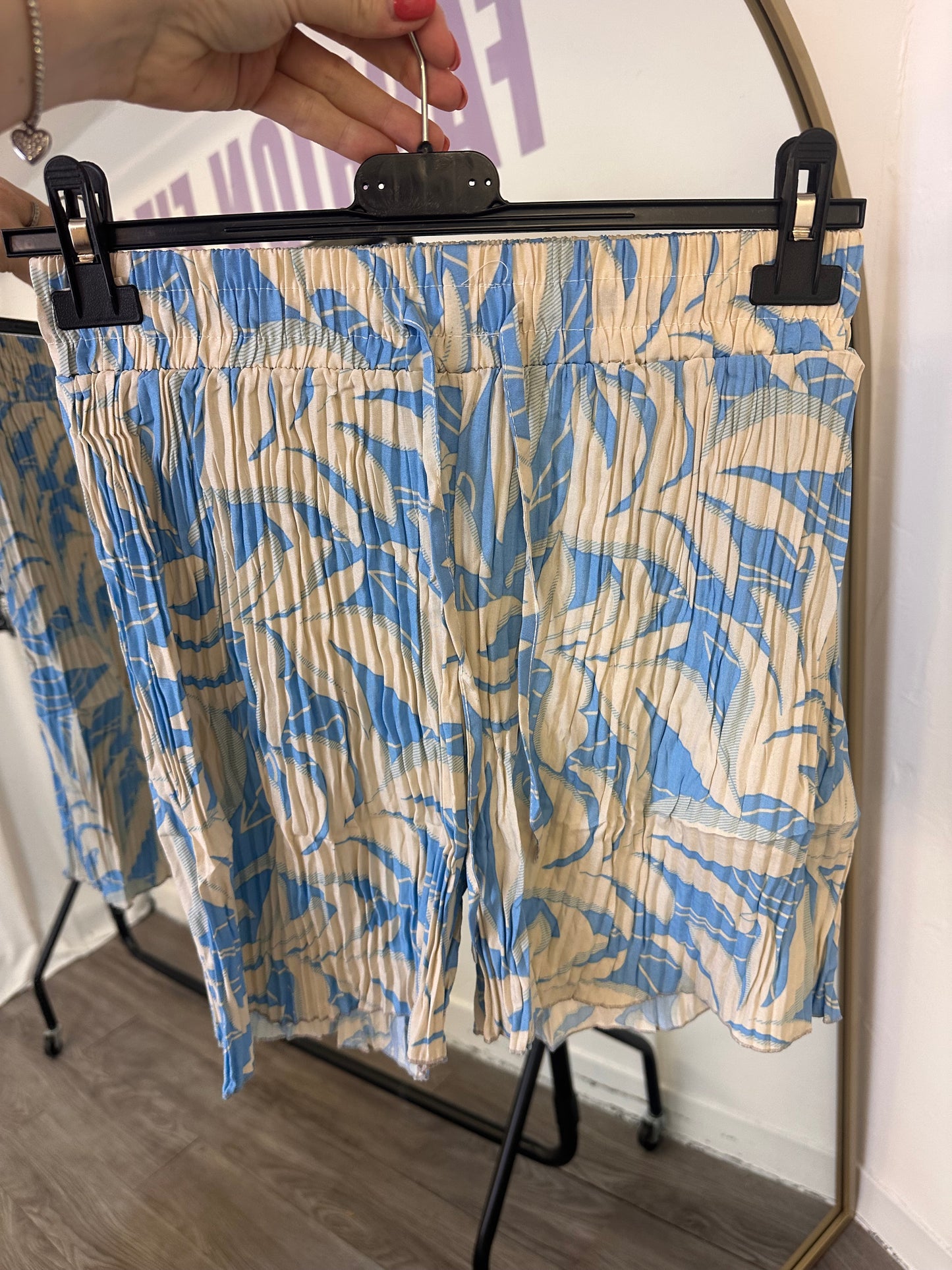 1934 - Leaf Pattern Shorts
