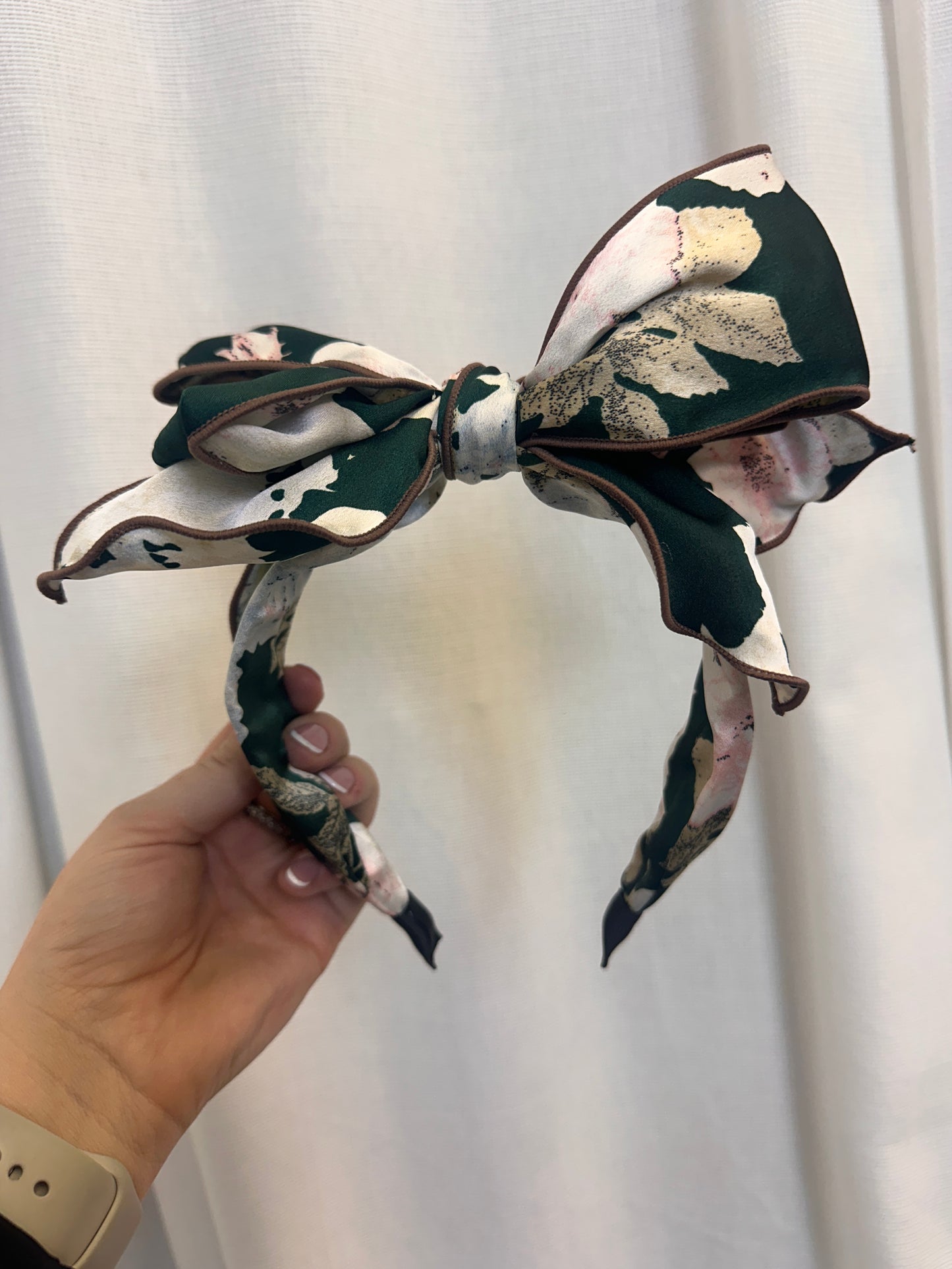 A129 - Green Floral Double Bow Headband