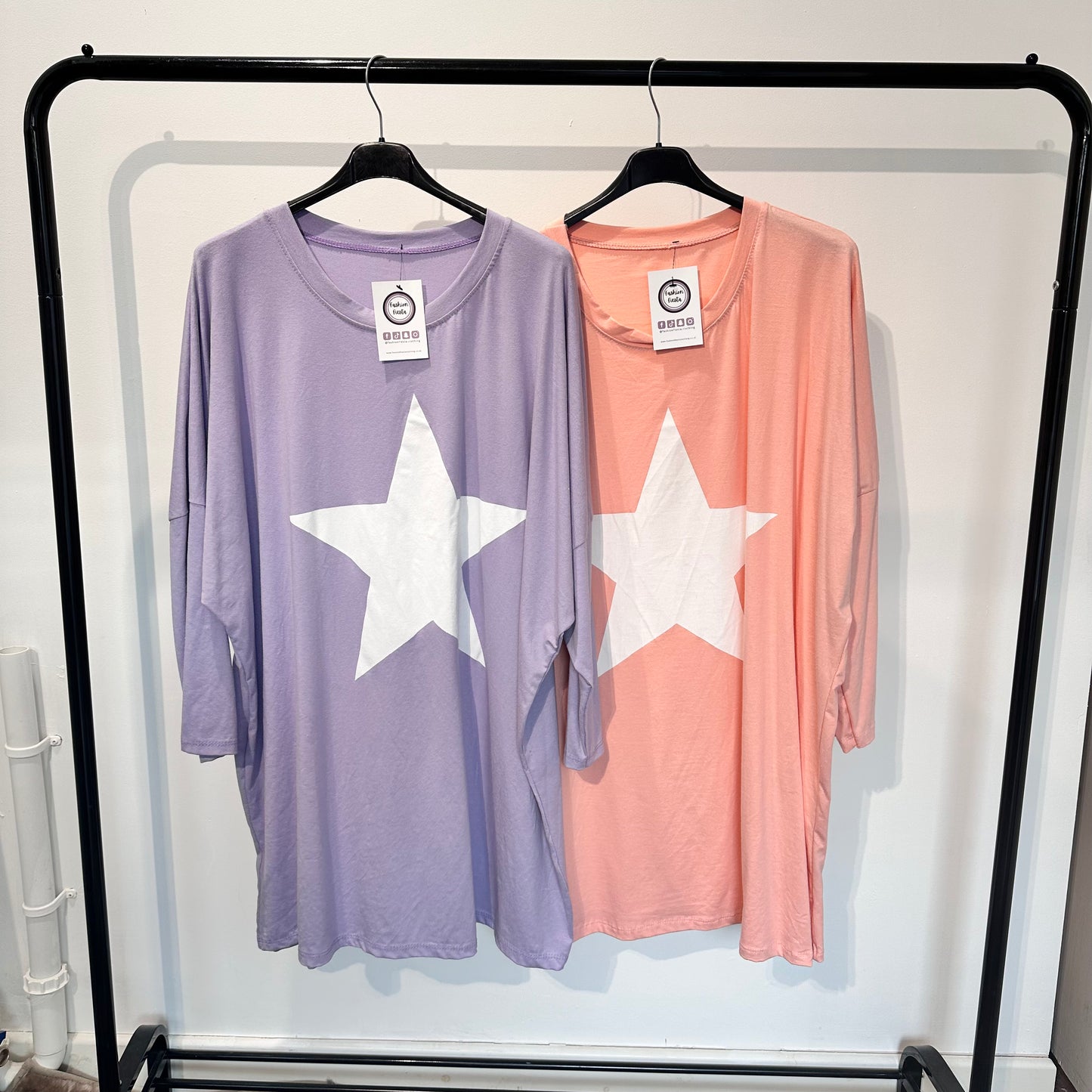 1526 - STAR 3/4 SLEEVE TOP