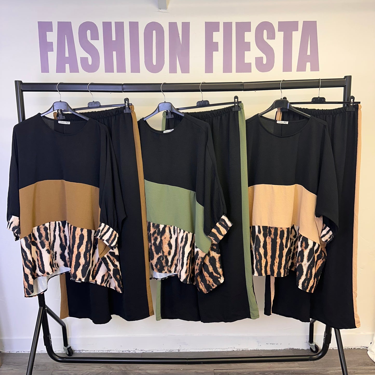 1747 - Leopard Print 2 Piece Set