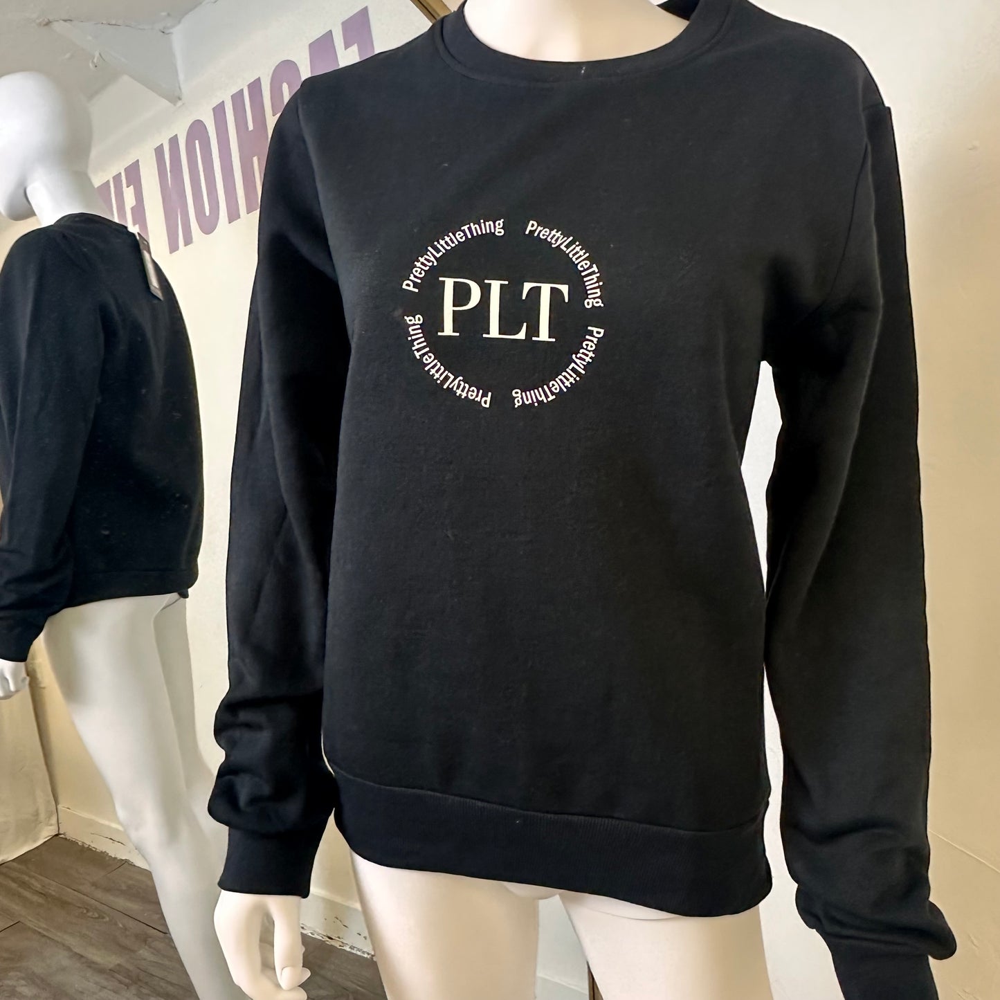 B1024 - Black PLT Circle Sweater