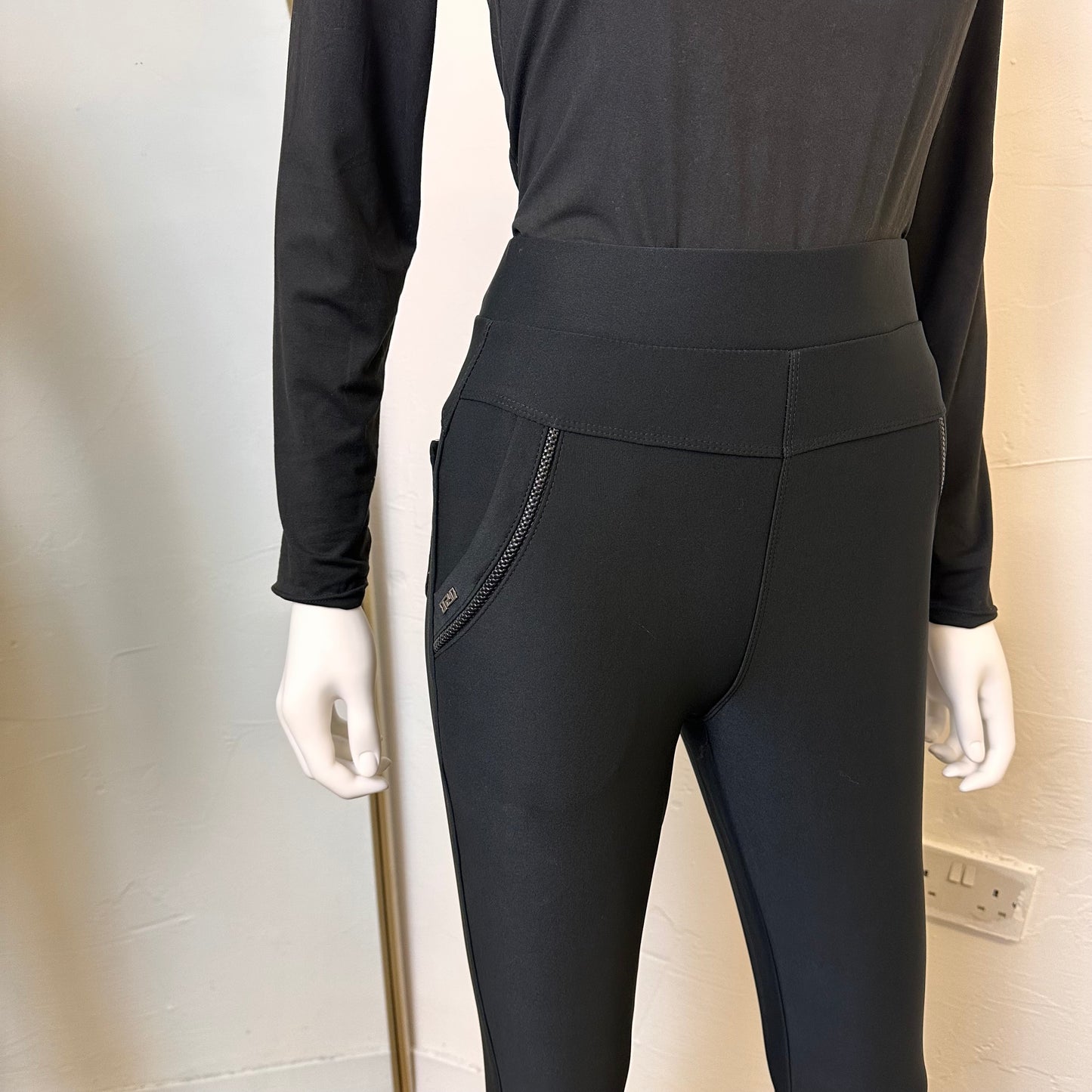 1120 - THICK HIGH WAIST NON SEE THROUGH POCKET LEGGINGS (3 COLOURS)