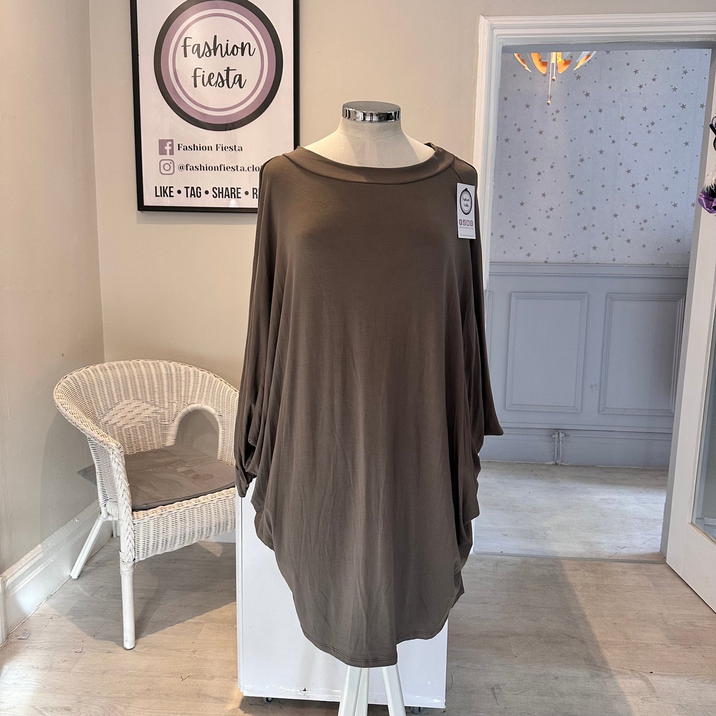 1430 - BASIC BATWING TUNIC
