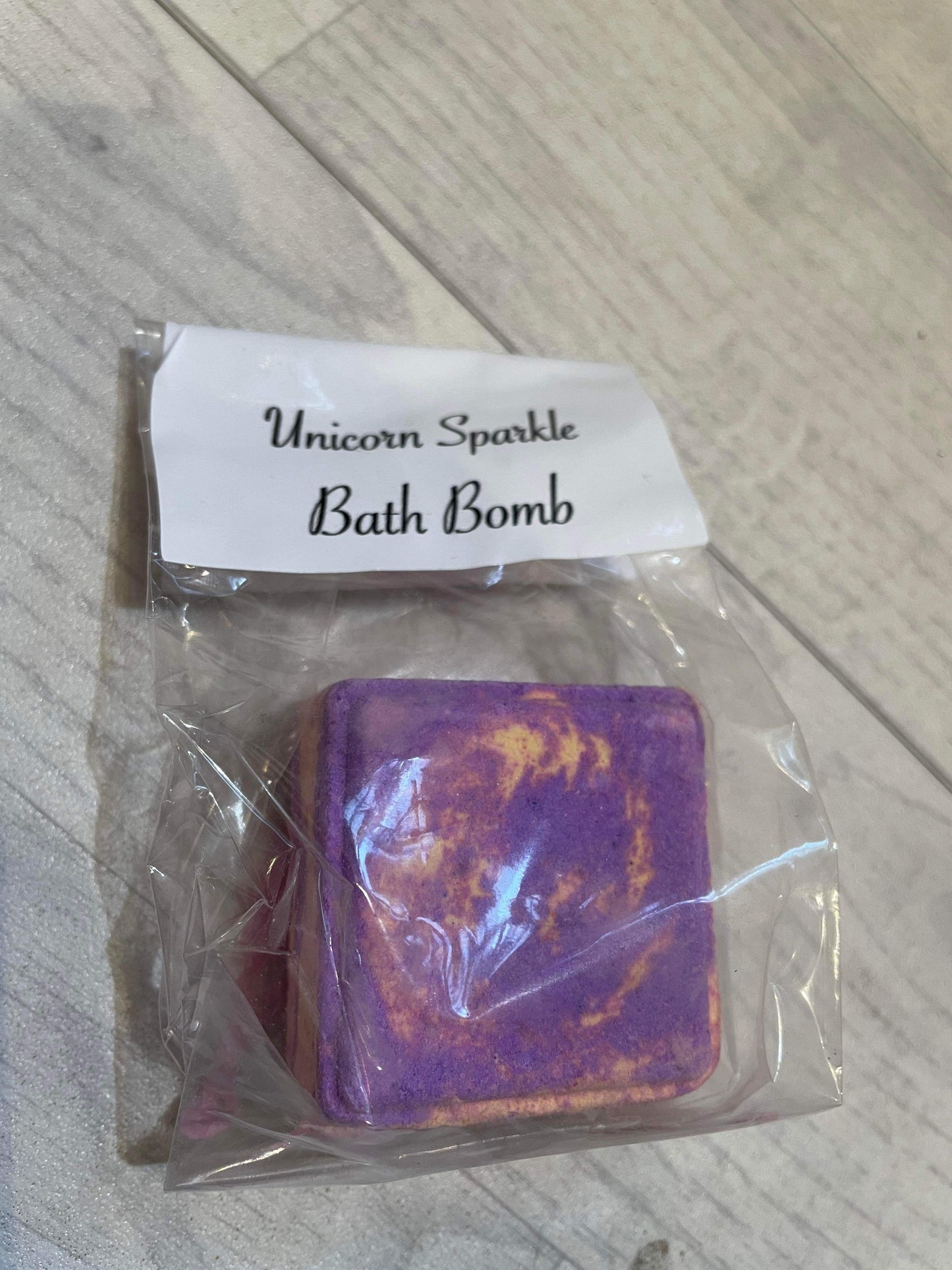 BATH BOMB