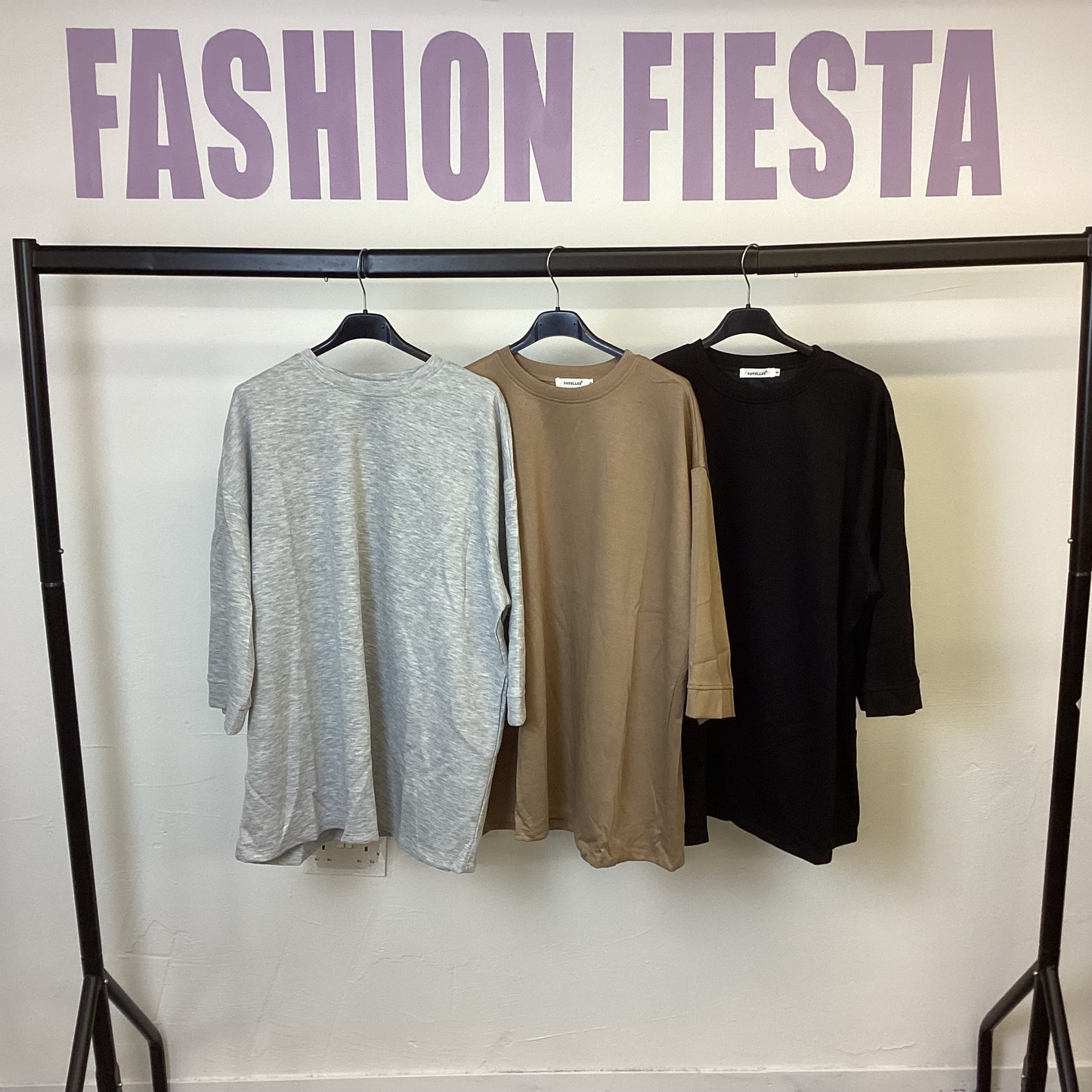 1858 - Oversized Basic TShirt