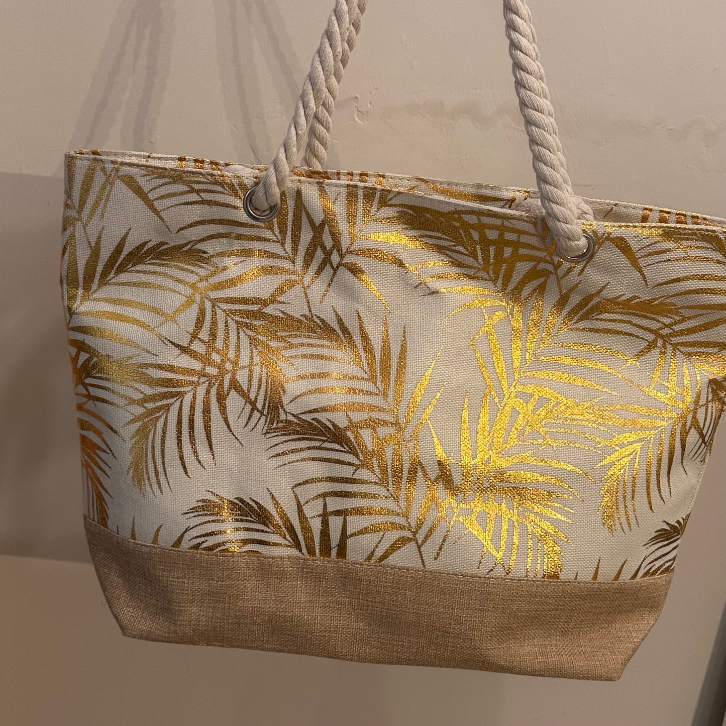 A047 - Beach Bag