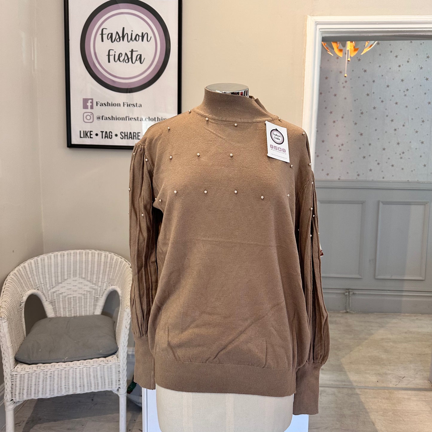 1490 - BALLOON SLEEVE PEARL JUMPER