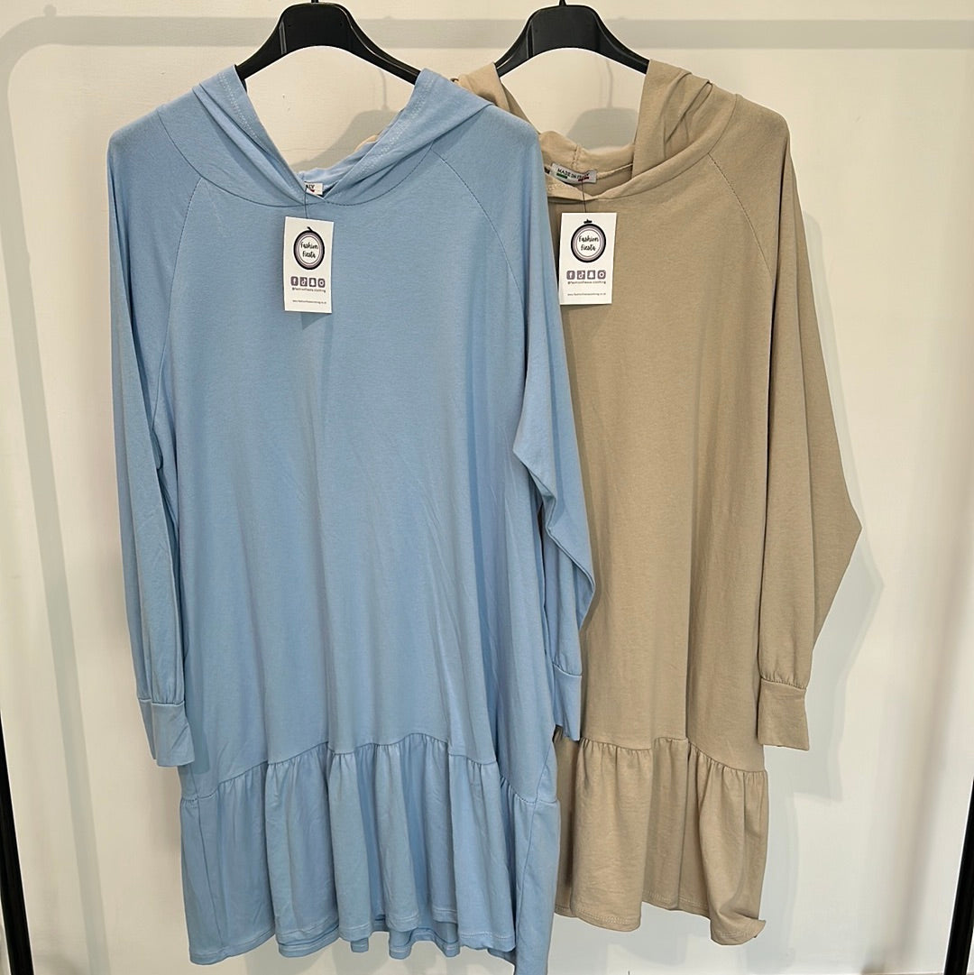1592 - Frill Bottom Lightweight Hoodie
