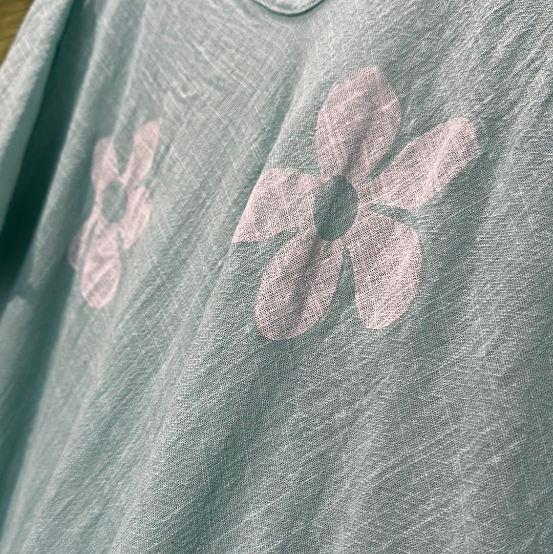 1678 - Flower Print Lightweight Top