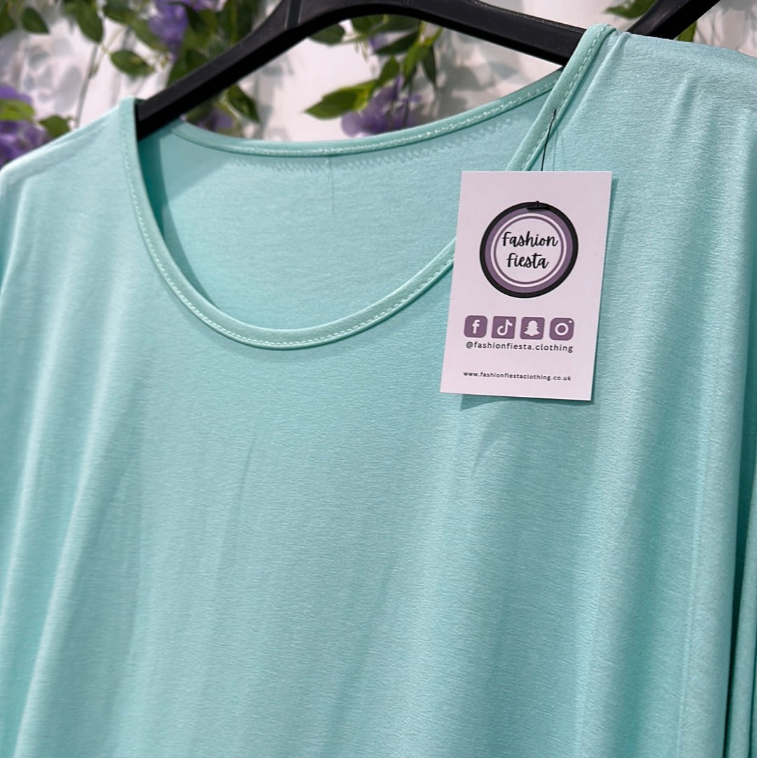 1677 - Plain Round Neck TShirt