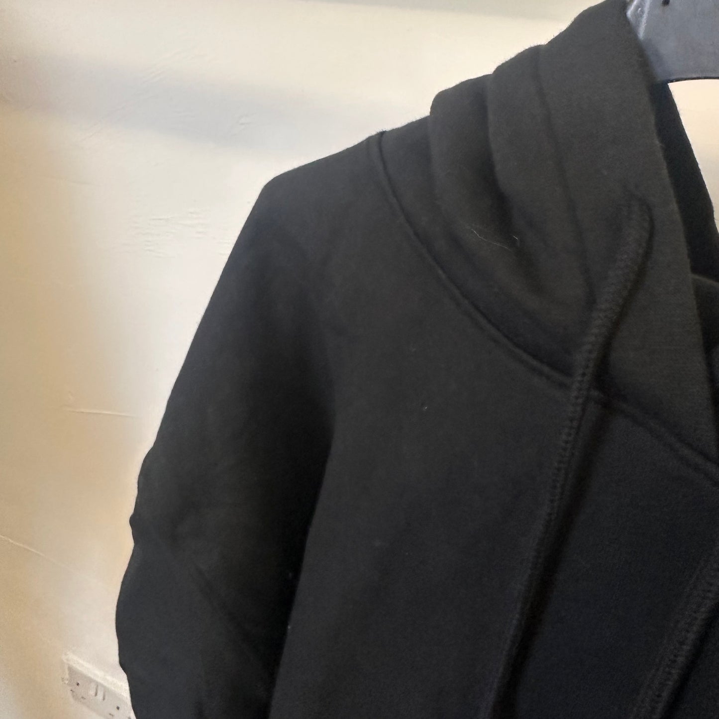 1903 - Ruched Sleeve Hoodie