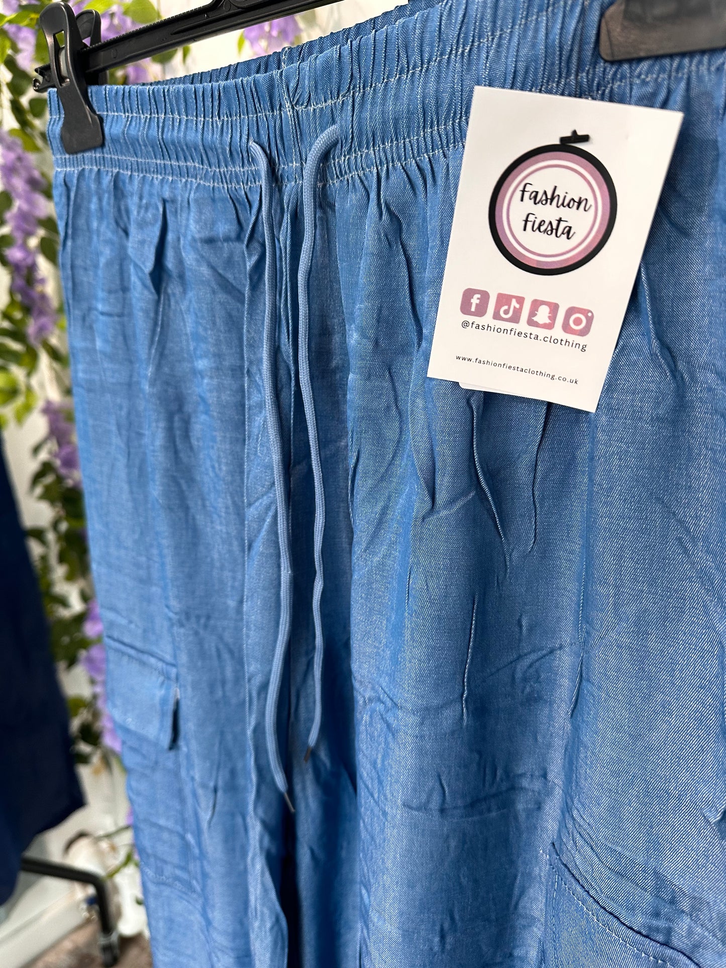 1670 - Soft Feel Pocket Denim Relax Fit Cargo