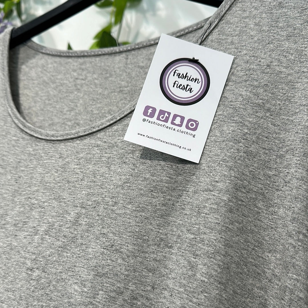 1677 - Plain Round Neck TShirt