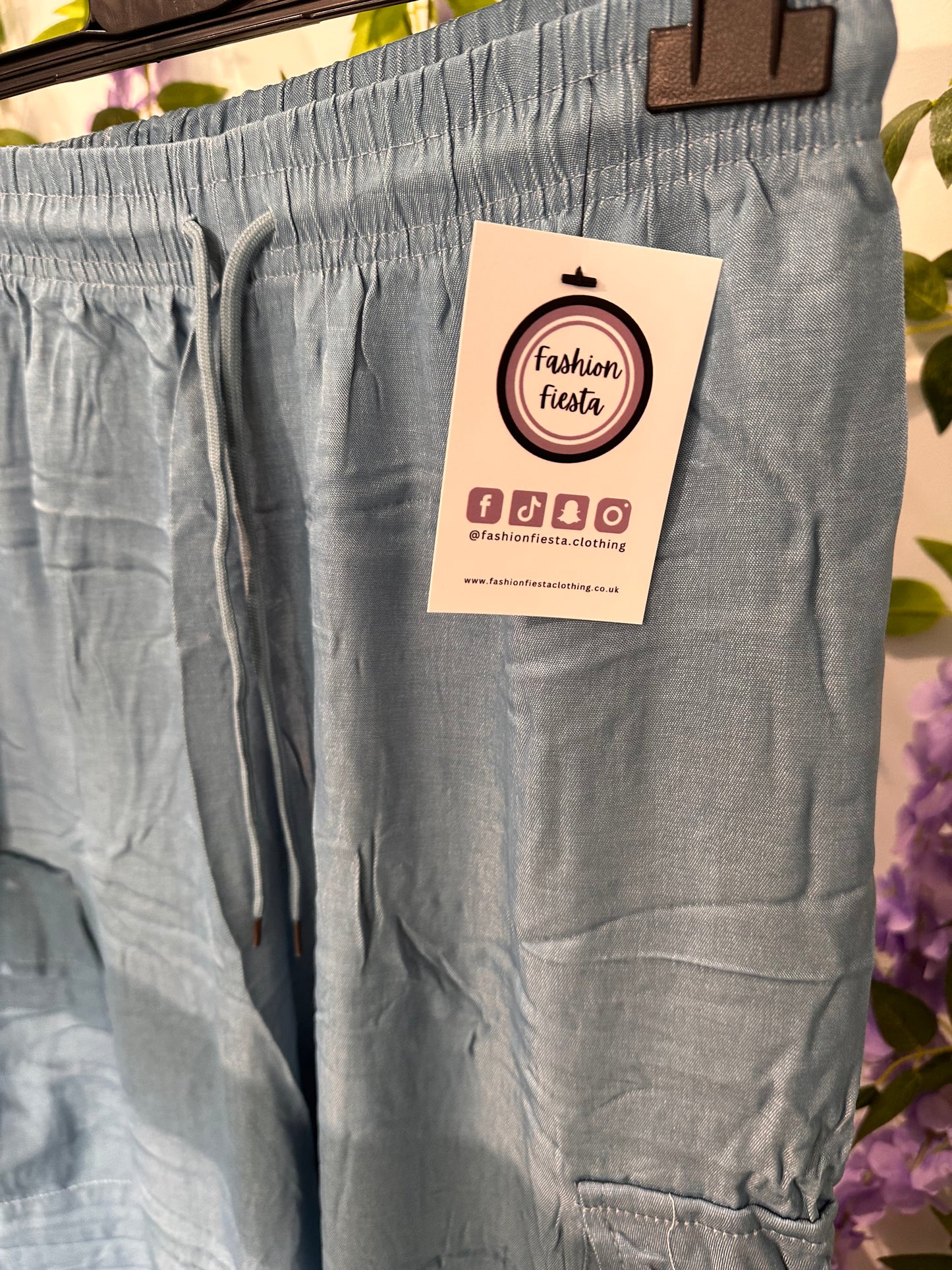 1670 - Soft Feel Pocket Denim Relax Fit Cargo
