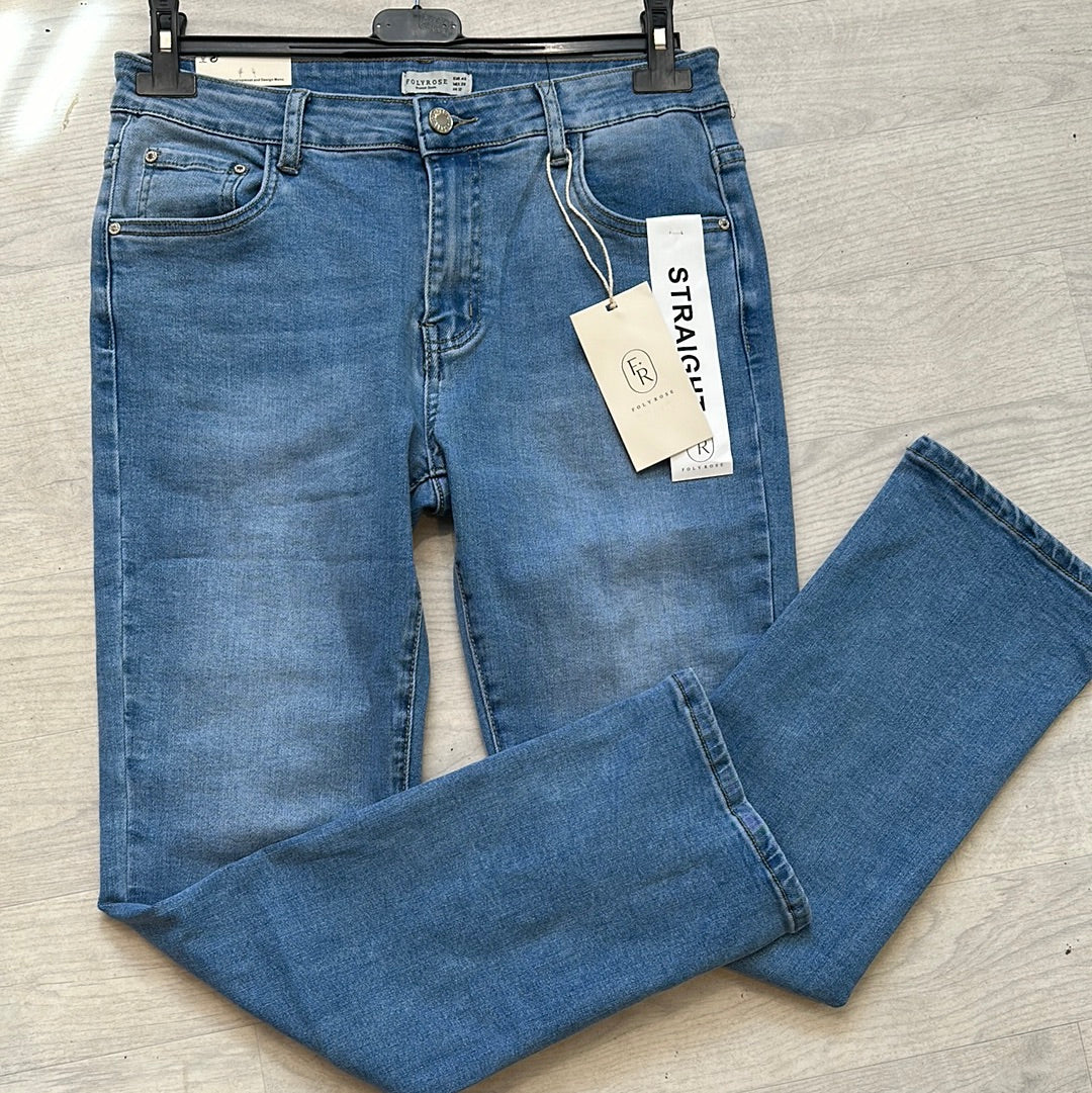 1610 - Straight Leg Blue Jeans
