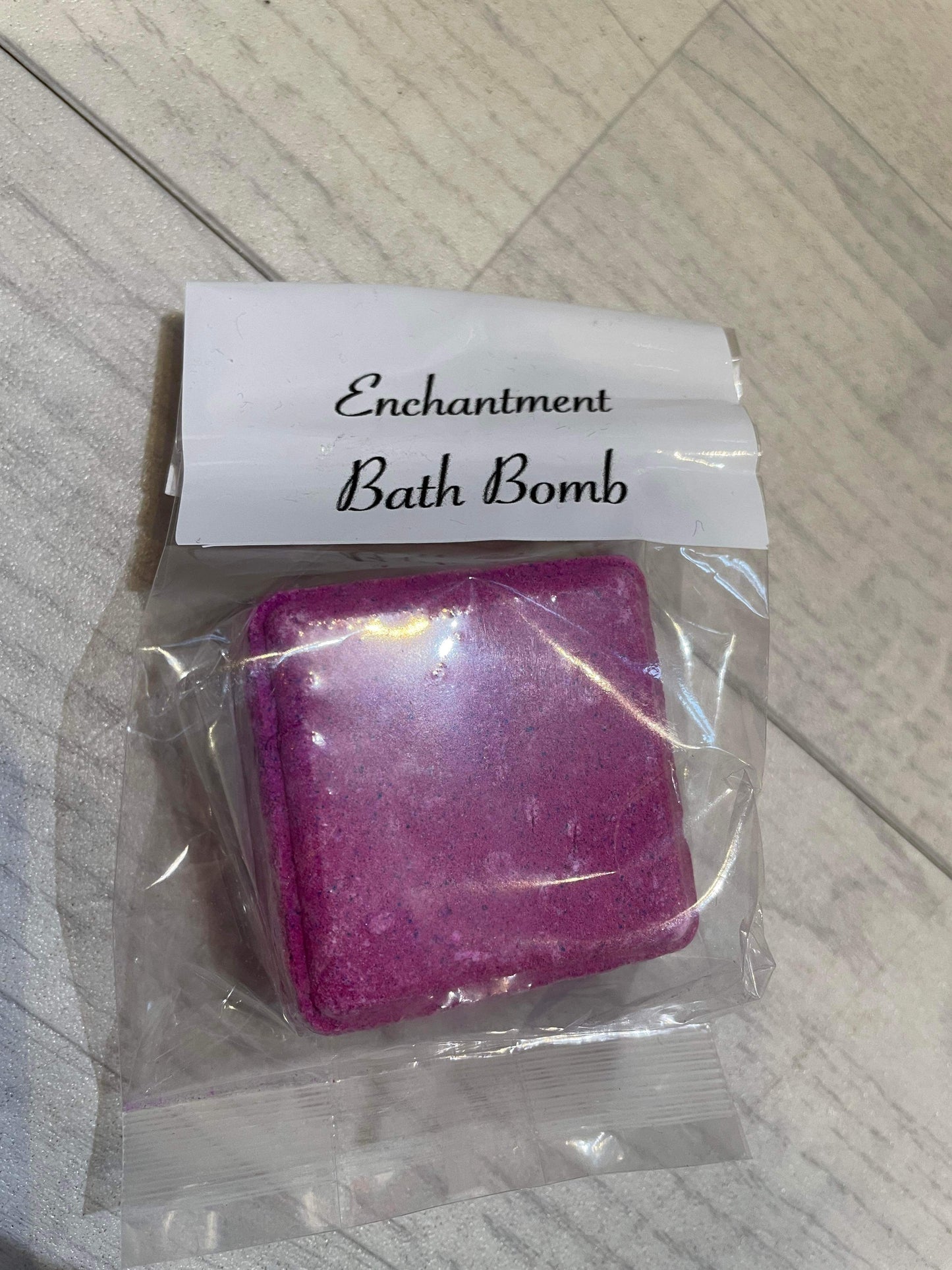 BATH BOMB