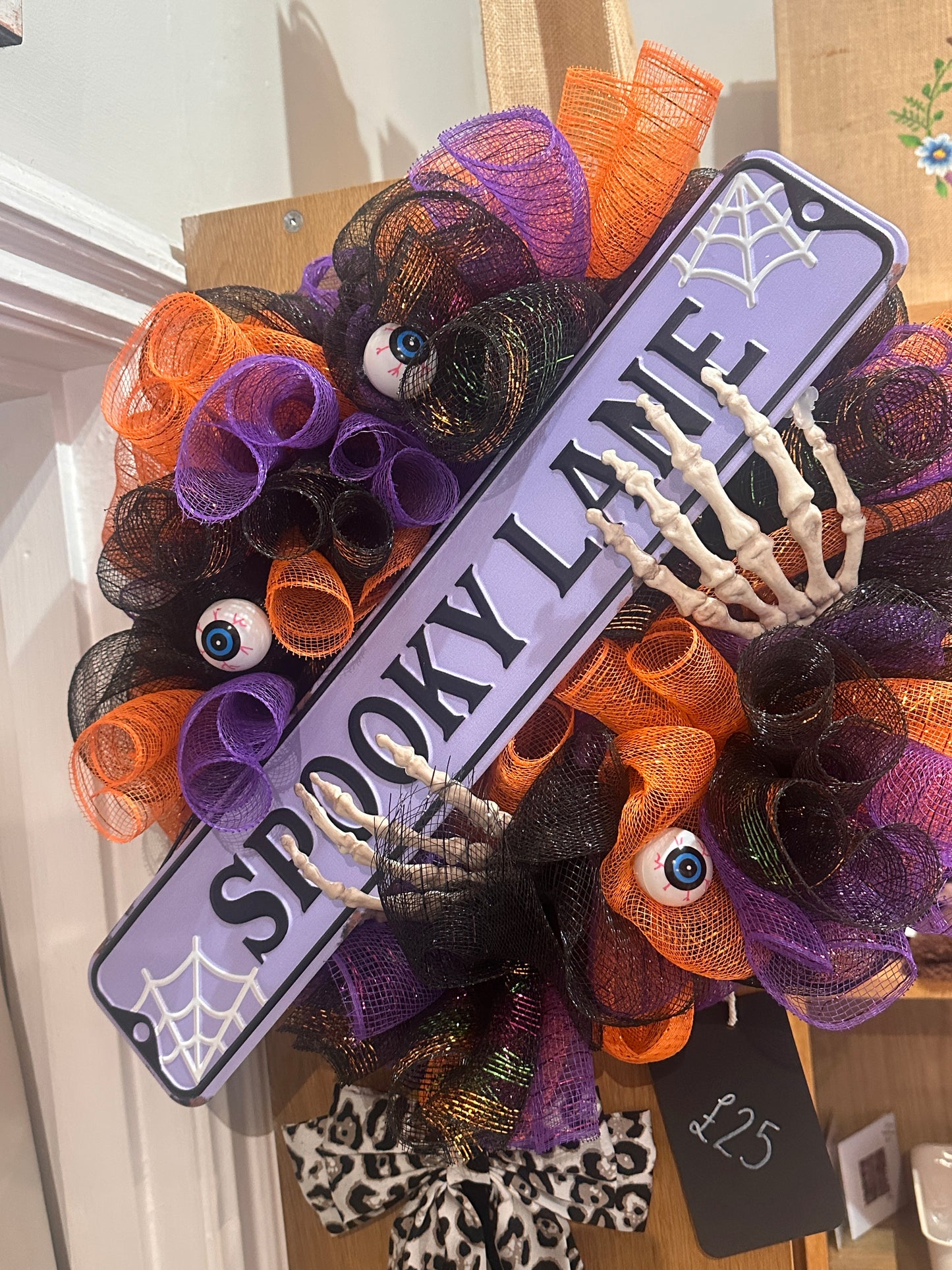 HOG - Halloween Wreath - Spooky Lane