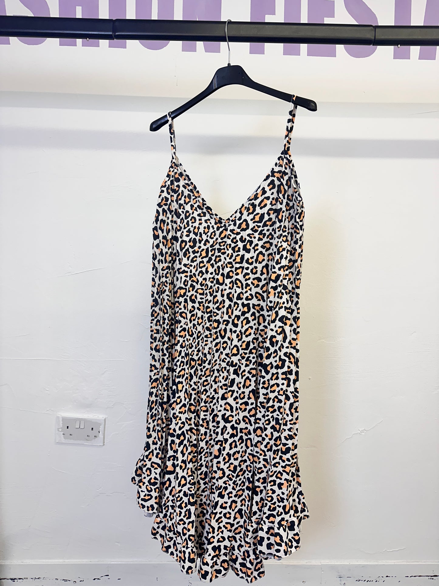 1960 - Leopard Print Pleat Strappy Dress
