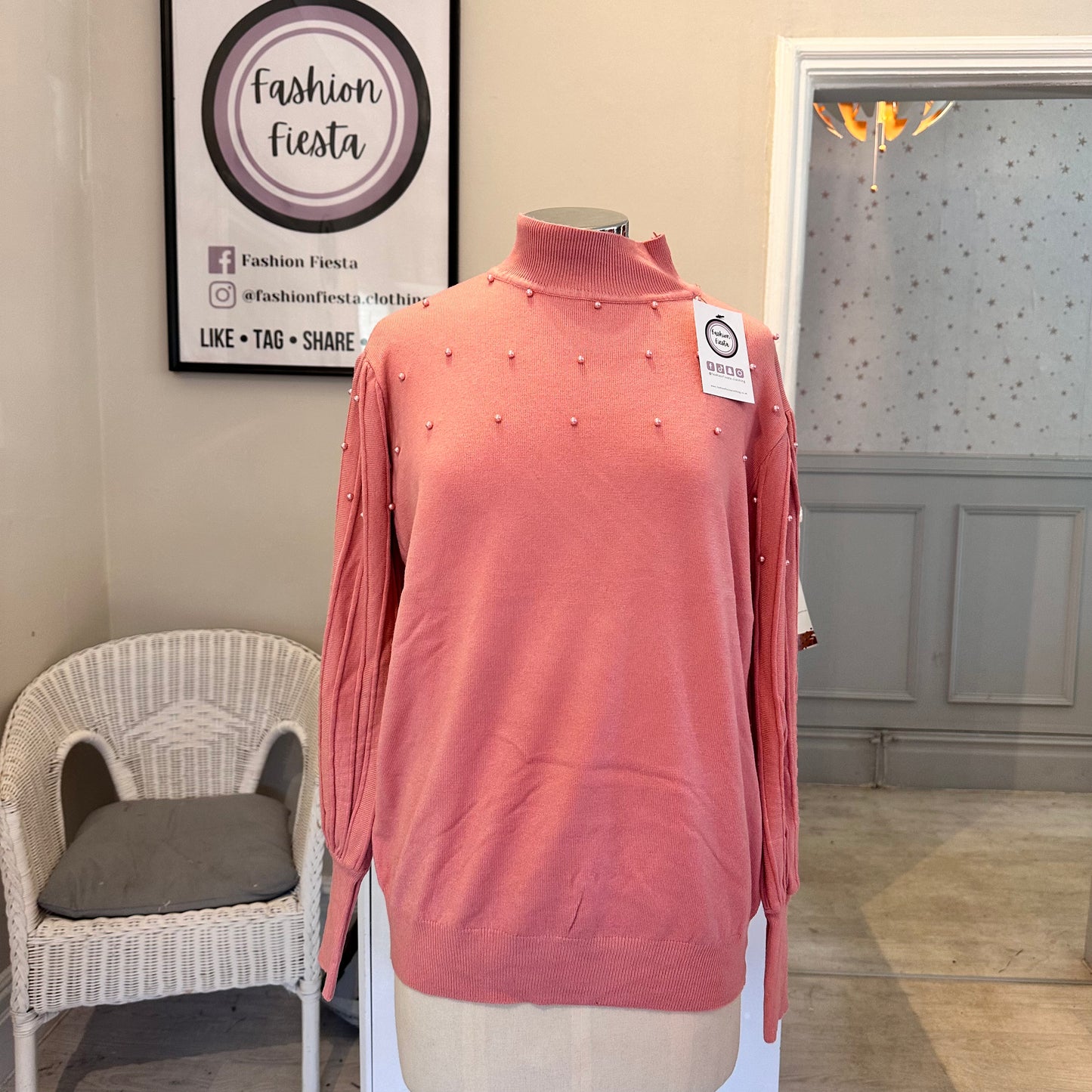 1490 - BALLOON SLEEVE PEARL JUMPER