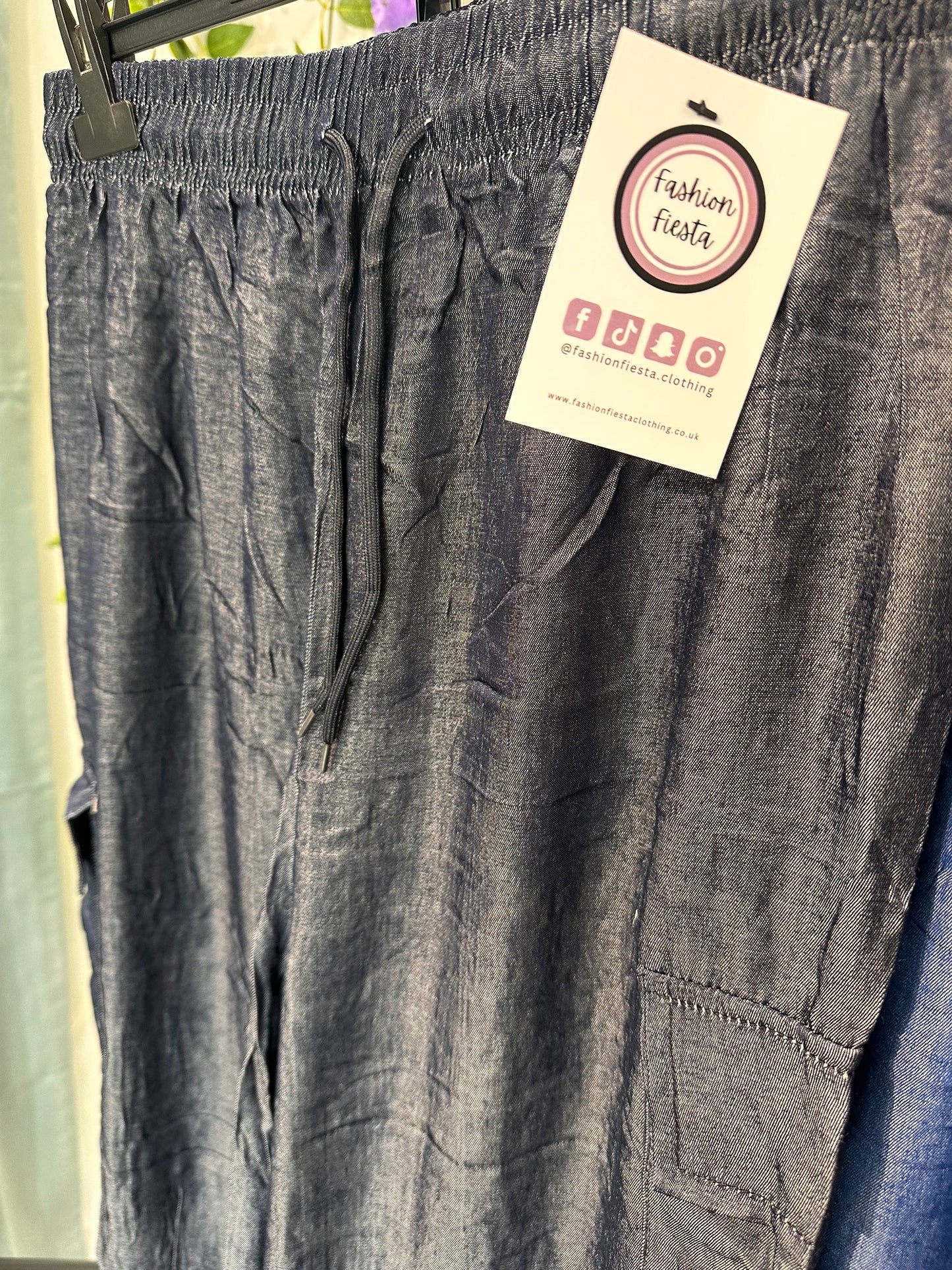 1670 - Soft Feel Pocket Denim Relax Fit Cargo