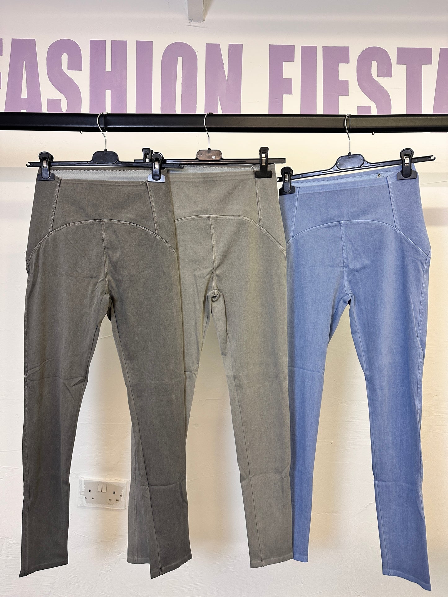 1550 -DENIM LEGGINGS