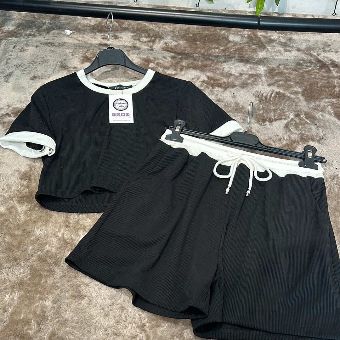 1681 - Ribbed Short Set