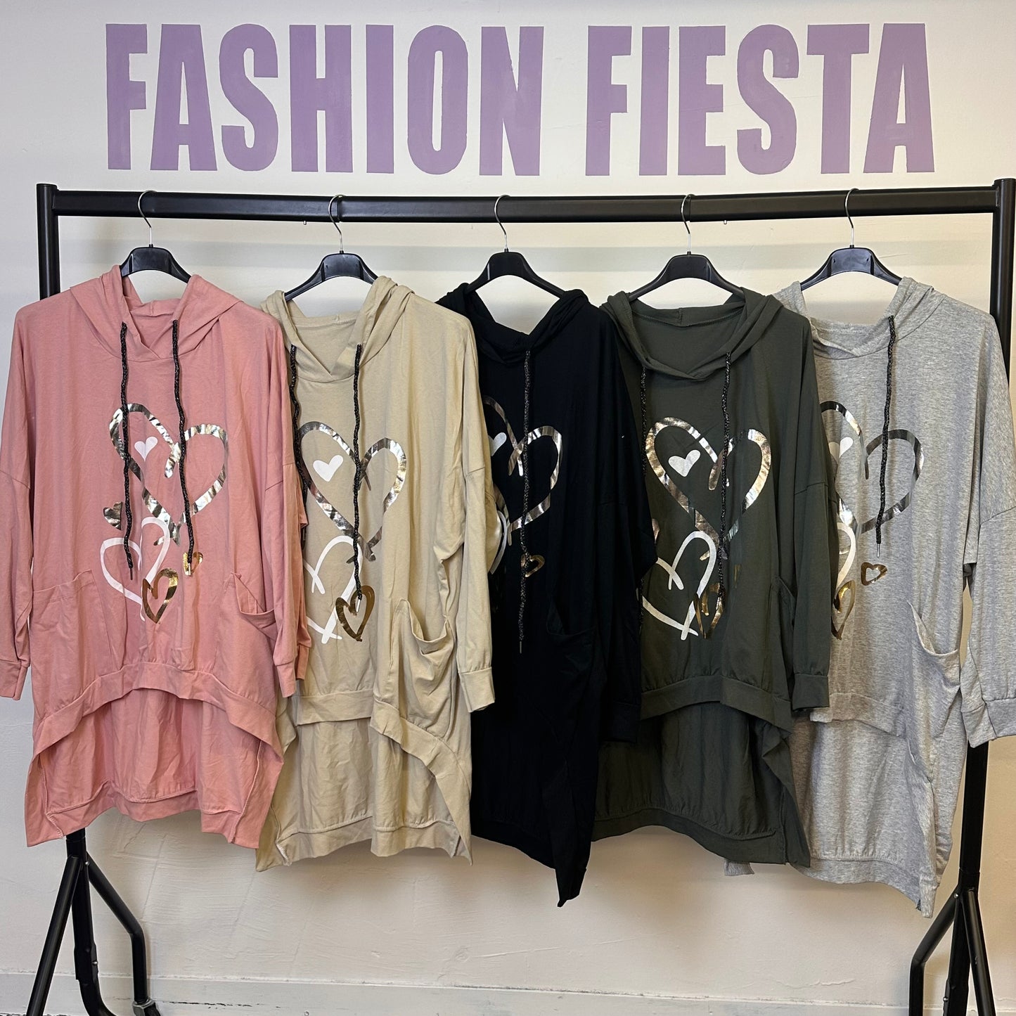 1868 - Foil Heart Detail Pocket Hoodie