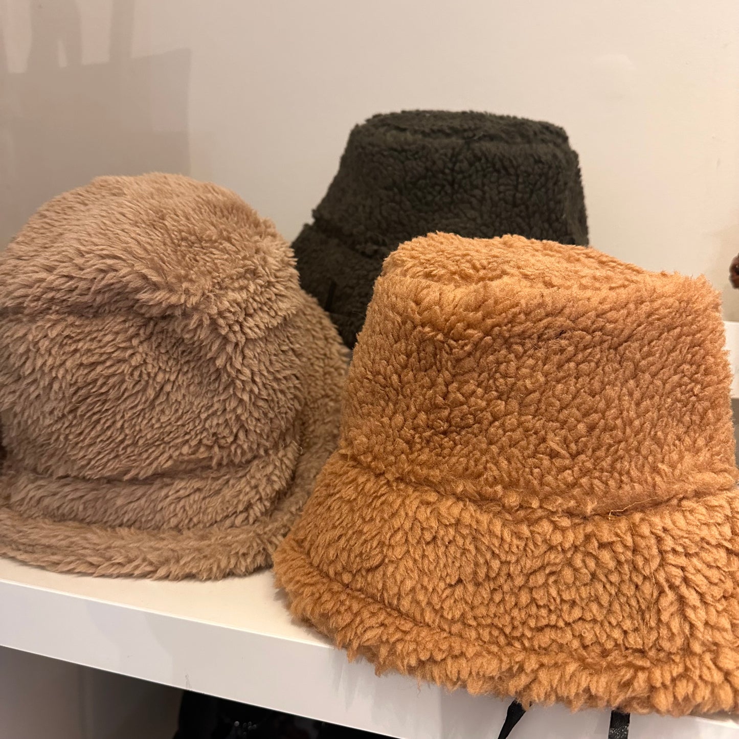 A087 - Teddy Material Bucket Hat