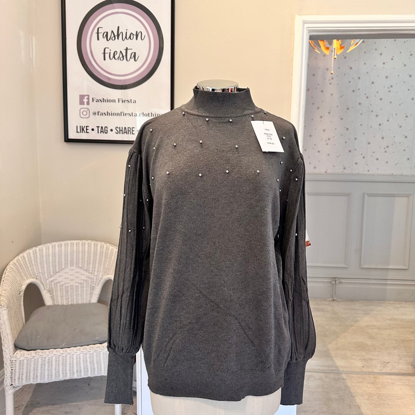 1490 - BALLOON SLEEVE PEARL JUMPER