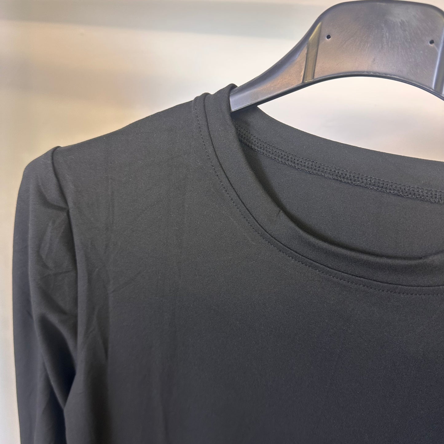 1904 - Long Sleeve Basic Top