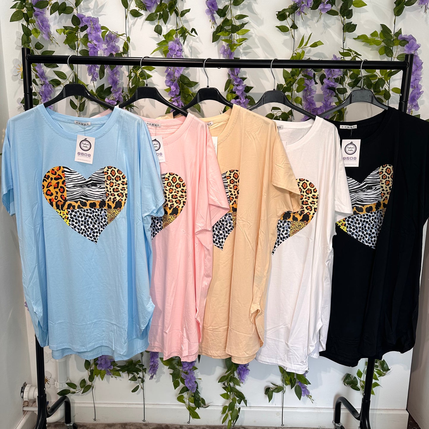 1620 - T-Shirt (Animal Heart Print)